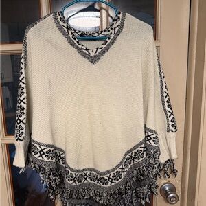 Zeagoo Cream and Black Knit Poncho